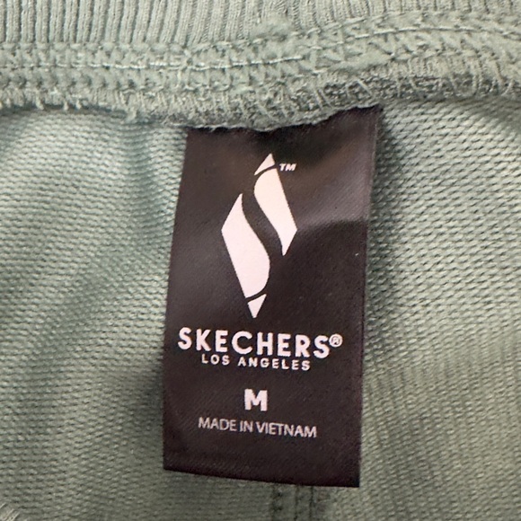 Skechers Skechluxe Go Lounge Renew Jogger Light Green Medium NWT - Picture 10 of 11